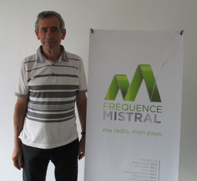 Le Réseau Education Sans Frontière a besoin d'aide Le Réseau Education Sans Frontière a besoin d'aide