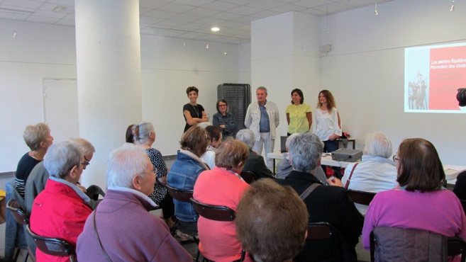 A Digne, Les seniors s’intéressent aux ateliers d’équilibre. A Digne, Les seniors s’intéressent aux ateliers d’équilibre.