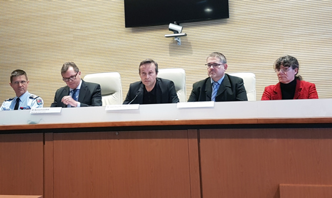 Tous unis contre les violences conjugales Tous unis contre les violences conjugales