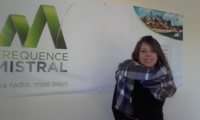 Une jeune chanteuse Bretonne fraichement débarquée dans les Hautes-Alpes