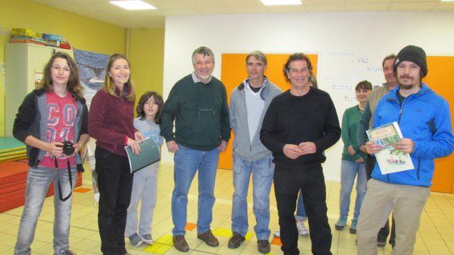 Rencontre avec les explorateurs Corinne Pelozuello et Bruno Lambert à l'école du Brusquet Rencontre avec les explorateurs Corinne Pelozuello et Bruno Lambert à l'école du Brusquet