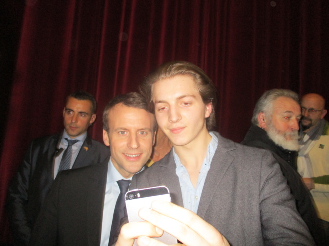 Emmanuel Macron en visite à Forcalquier Emmanuel Macron en visite à Forcalquier