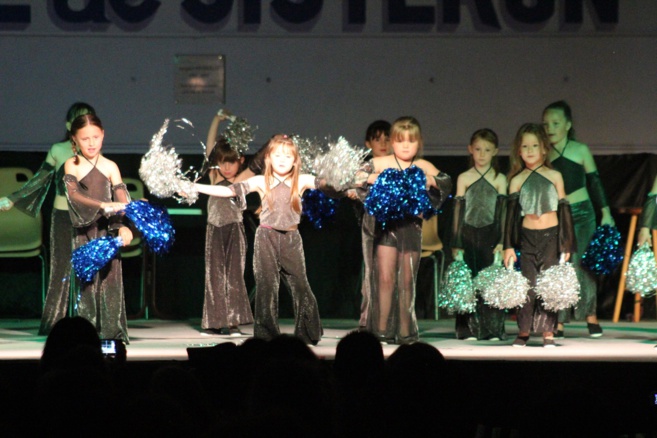 Le FullDance sisteronais fait son show samedi ! Le FullDance sisteronais fait son show samedi !