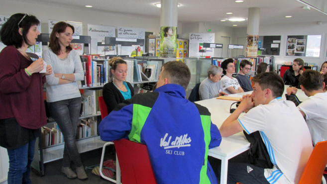 Comment le numérique favorise les actions citoyennes menées au Lycée Pierre Gilles de Gennes ? Comment le numérique favorise les actions citoyennes menées au Lycée Pierre Gilles de Gennes ?