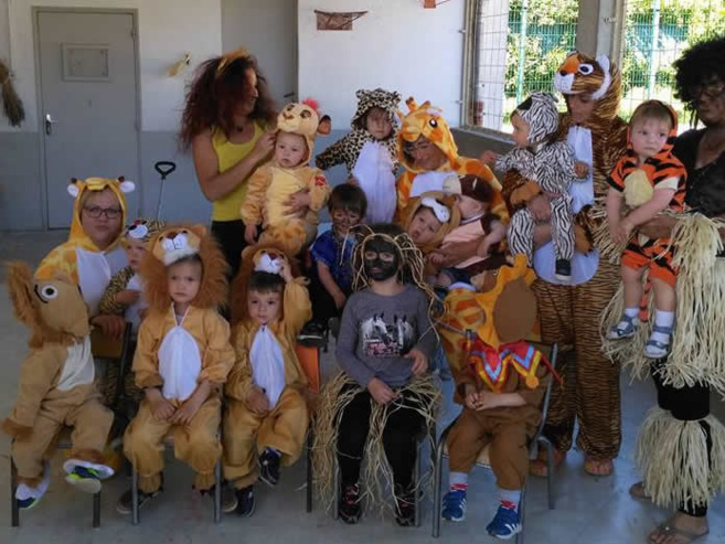 La MAM de Sisteron façon carnaval-savane La MAM de Sisteron façon carnaval-savane