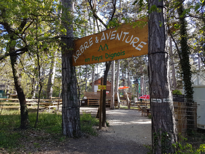 Des vacances de Pâques dans les arbres au Chaffaut Des vacances de Pâques dans les arbres au Chaffaut