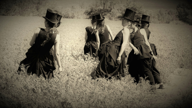 Danse contemporaine au Théâtre Durance Samedi 17 juin 2017 Danse contemporaine au Théâtre Durance Samedi 17 juin 2017