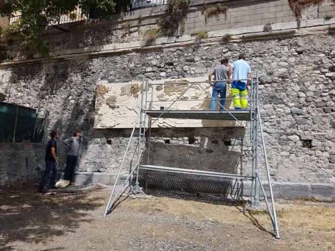 Le centre ancien s'offre une fresque murale Le centre ancien s'offre une fresque murale