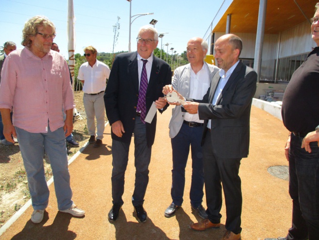 La CCI 04 a reçu les clés de l’Eco Campus de Sainte-Tulle La CCI 04 a reçu les clés de l’Eco Campus de Sainte-Tulle