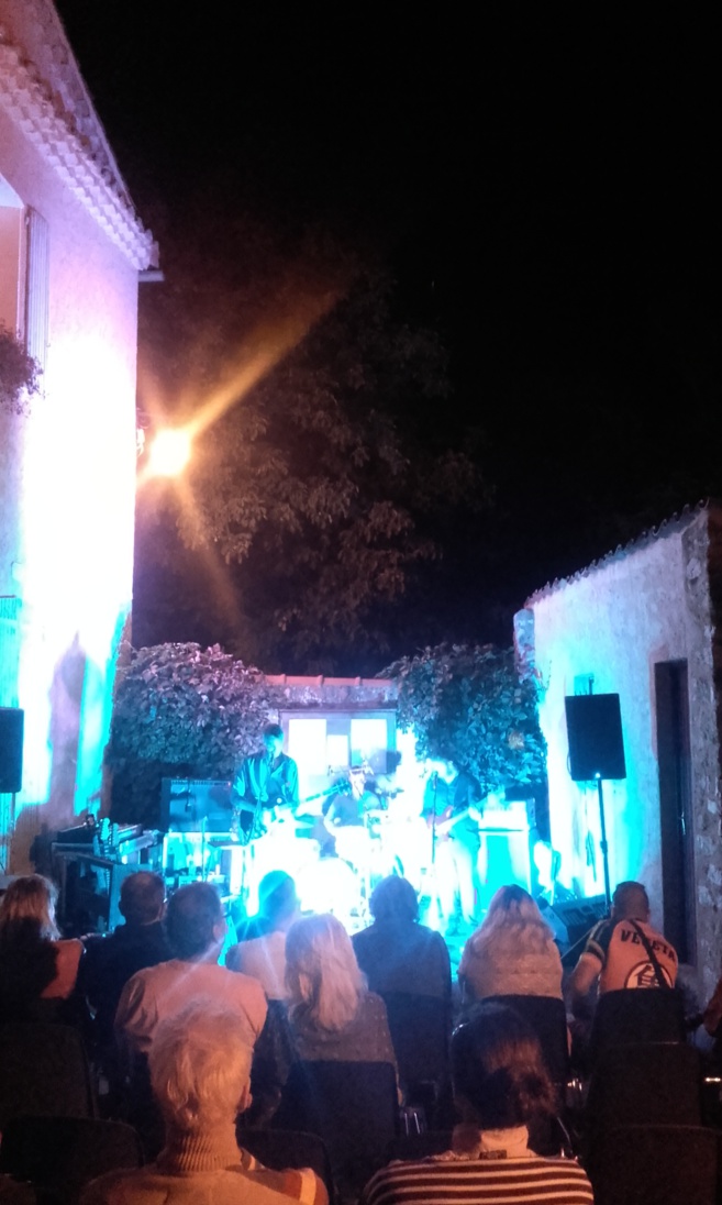 Mercy Band : un power trio à Saint-Laurent-du-Verdon Mercy Band : un power trio à Saint-Laurent-du-Verdon