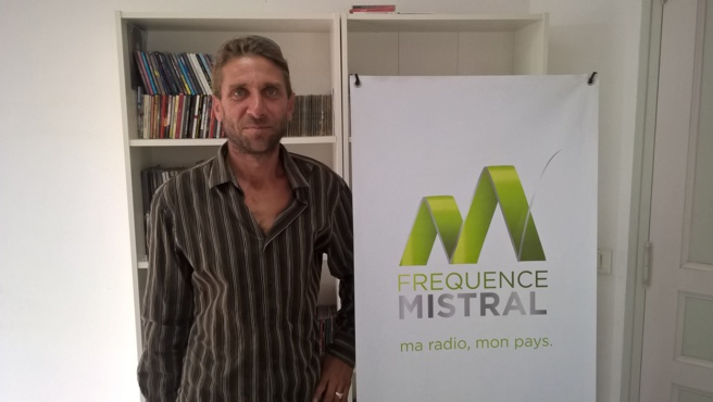 Maraîcher et aviculteur bio, Olivier Favre a besoin de vous ! Maraîcher et aviculteur bio, Olivier Favre a besoin de vous !