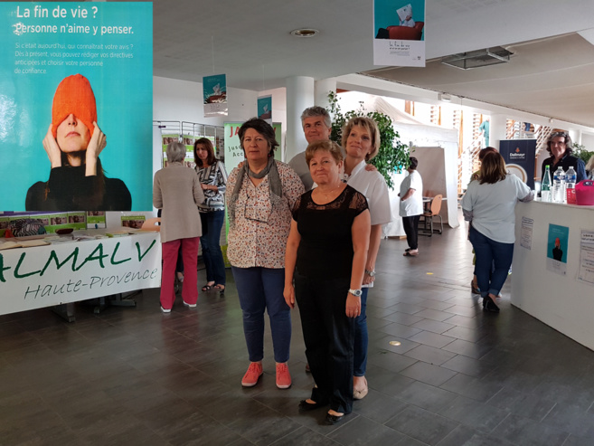 Des associations informent sur la fin de vie et le deuil Des associations informent sur la fin de vie et le deuil