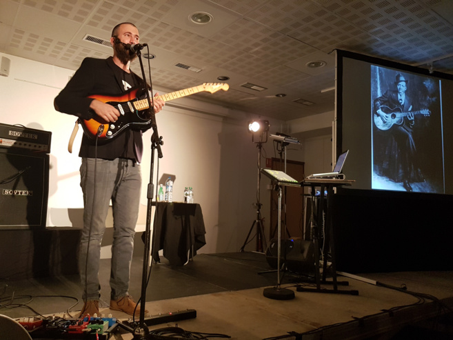 Alan Sapritch "T'as vu c'que t'écoutes" à la médiathèque François Mitterrand Alan Sapritch "T'as vu c'que t'écoutes" à la médiathèque François Mitterrand