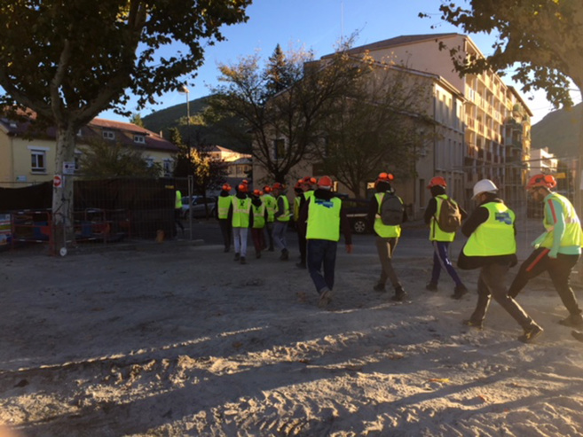 Des lycéens dignois dans les coulisses du bâtiment Des lycéens dignois dans les coulisses du bâtiment