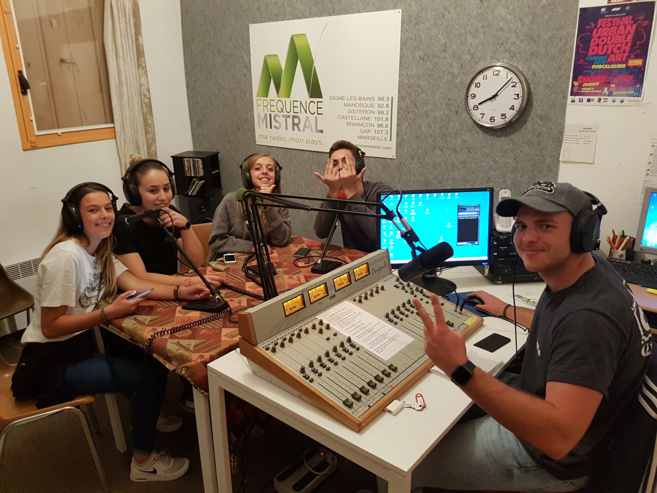 GACO SHOW - nouvelle émission avec les étudiants de l'IUT 2017-2018 GACO SHOW - nouvelle émission avec les étudiants de l'IUT 2017-2018