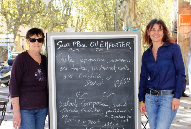 Coffee House : nourriture saine, esprits généreux et cœurs larges Coffee House : nourriture saine, esprits généreux et cœurs larges