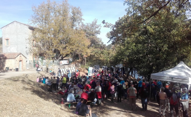 Le sentier de randonnée "Tour du lac d'Esparron" a été inauguré Le sentier de randonnée "Tour du lac d'Esparron" a été inauguré