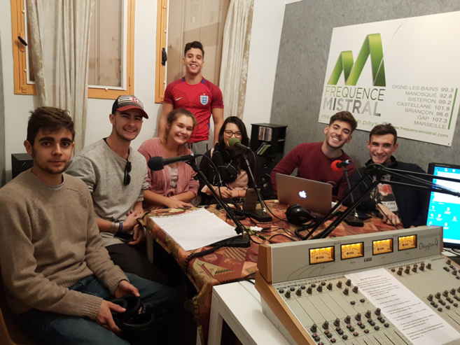 Gaco Show - nouvelle émission avec les étudiants de l'IUT 2017-2018 Gaco Show - nouvelle émission avec les étudiants de l'IUT 2017-2018