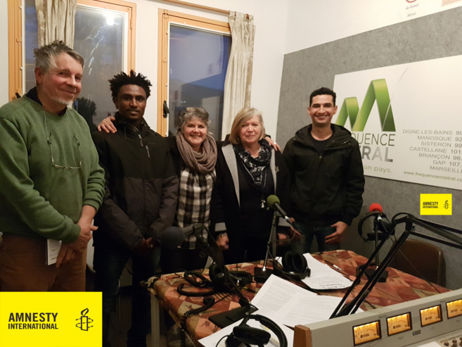 Pour la dignité une émission sur les Droits Humains présentée par Régis Coulange pour Amnesty international Pour la dignité une émission sur les Droits Humains présentée par Régis Coulange pour Amnesty international