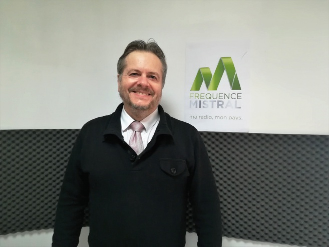 Prenons de la hauteur et ouvrons les yeux avec Pyramide… Prenons de la hauteur et ouvrons les yeux avec Pyramide…