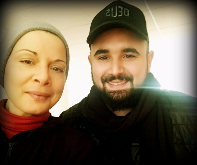 melanie chante et aime les selfies… melanie chante et aime les selfies…