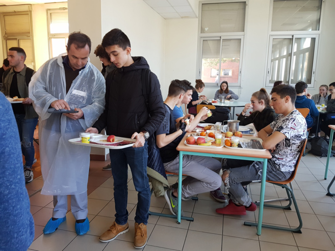 Des lycéens se penchent sur le gaspillage alimentaire à Digne Des lycéens se penchent sur le gaspillage alimentaire à Digne