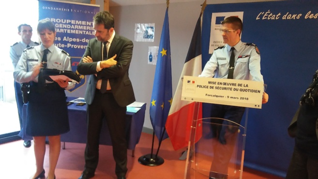 Police et gendarmerie : les missions et moyens évoluent Police et gendarmerie : les missions et moyens évoluent