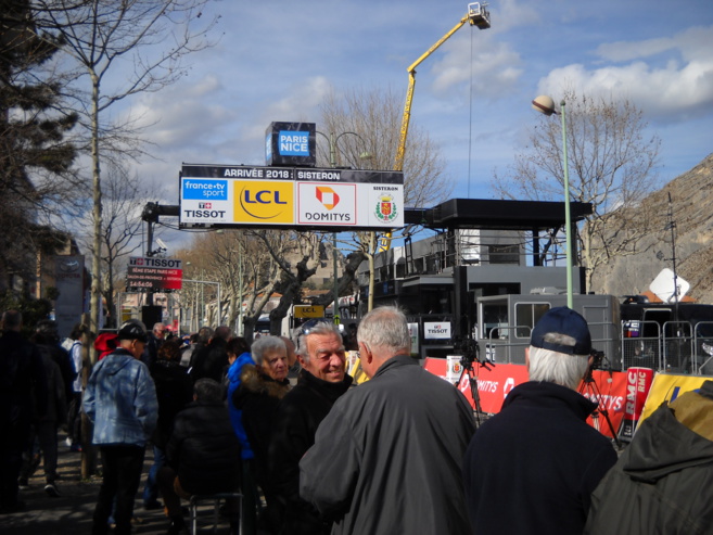 le Paris-Nice 2018 a fait escale à Sisteron ! le Paris-Nice 2018 a fait escale à Sisteron !