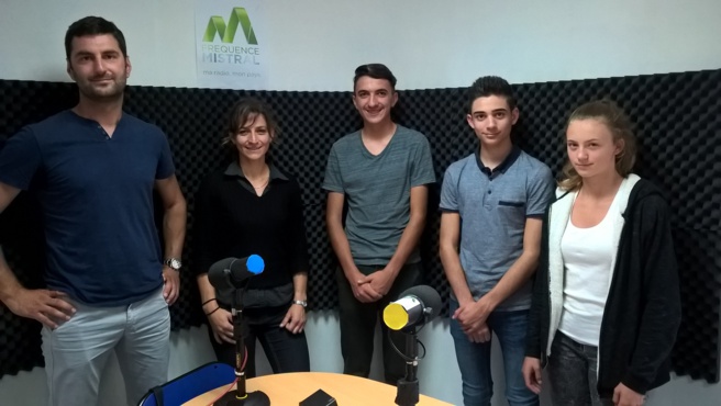 Des collégiens manosquins sont sensibilisés à l’aéronautique… Des collégiens manosquins sont sensibilisés à l’aéronautique…