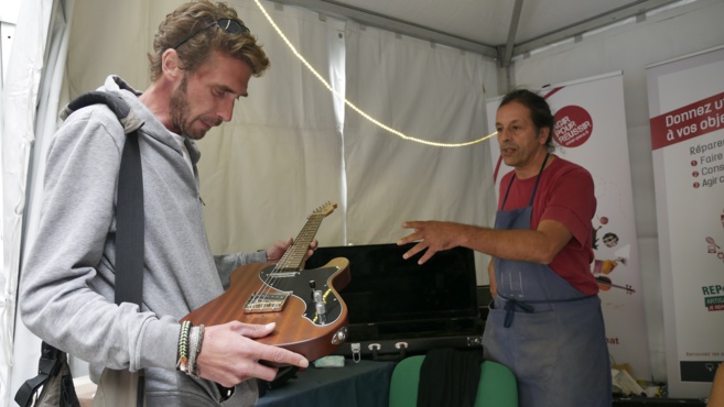 Quand un luthier fait la foire… Quand un luthier fait la foire…