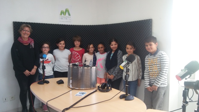 Des jeunes Manosquins en vacances à la radio Des jeunes Manosquins en vacances à la radio