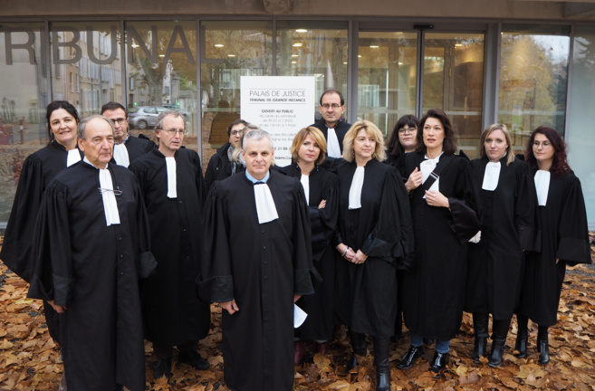 Les avocats toujours en colère Les avocats toujours en colère