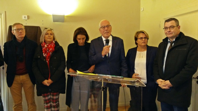 La Thomassine sous le regard bienveillant de Roland Aubert La Thomassine sous le regard bienveillant de Roland Aubert