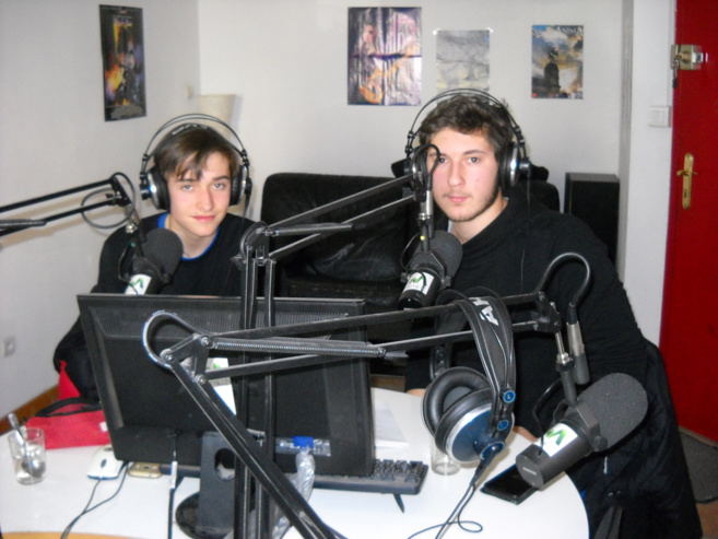 La critique ciné des lycéens de Paul Arène #1 "Le chant du loup" La critique ciné des lycéens de Paul Arène #1 "Le chant du loup"