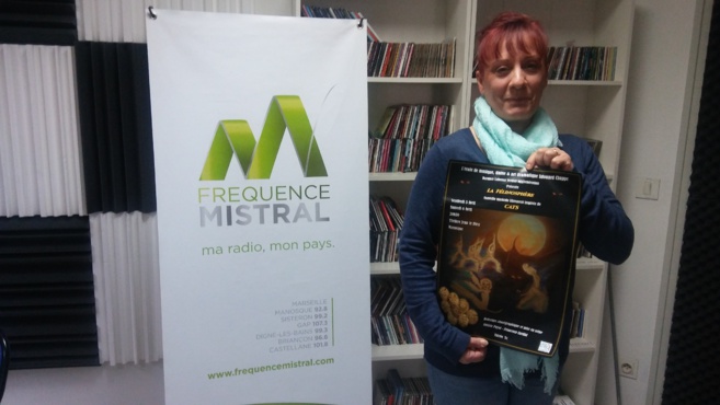 Beaucoup de monde sur la scène de Jean le Bleu Beaucoup de monde sur la scène de Jean le Bleu