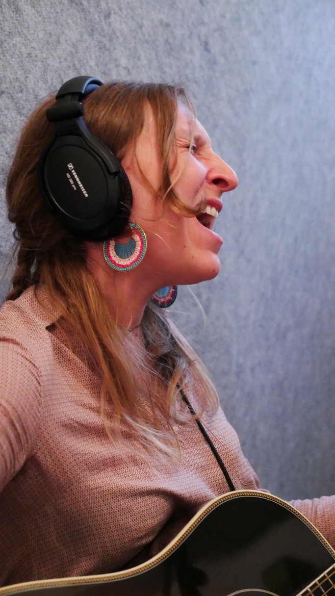 Magnetic Dust, poussières d'étoile Magnetic Dust, poussières d'étoile