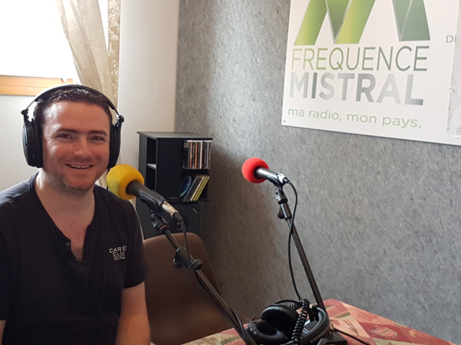 Rencontre avec M.DEWIS, bientôt en concert à Digne les bains Rencontre avec M.DEWIS, bientôt en concert à Digne les bains