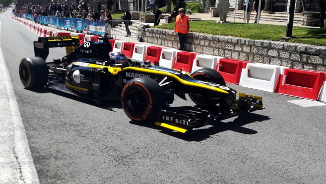 La Formule 1 à toute berzingue à Sisteron ! La Formule 1 à toute berzingue à Sisteron !