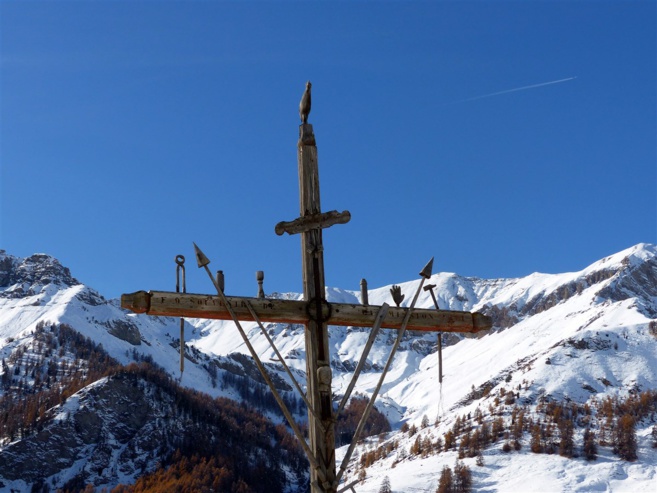 Croix de mission et croix de la passion Croix de mission et croix de la passion