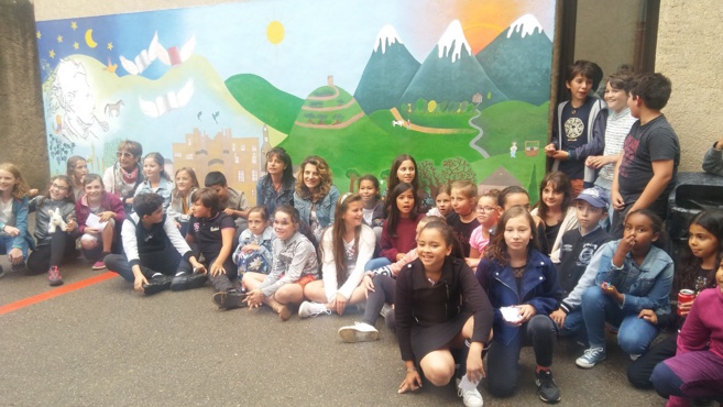 Le monde de Jean Giono sur un mur de l’école des Combes Le monde de Jean Giono sur un mur de l’école des Combes