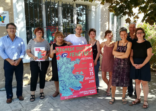 À Saint-Auban cette semaine : le retour de « Regarde sous tes fenêtres » ! À Saint-Auban cette semaine : le retour de « Regarde sous tes fenêtres » !