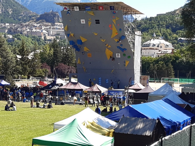 Venez fêter à Briançon la 30 ème édition du mondial de l'escalade ! Venez fêter à Briançon la 30 ème édition du mondial de l'escalade !