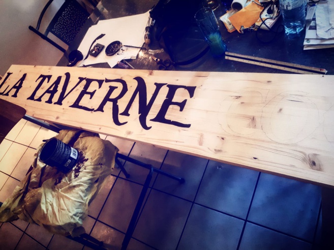 Poussez les portes vers un autre temps à la taverne Cooper Poussez les portes vers un autre temps à la taverne Cooper