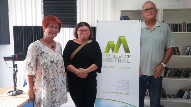 Avec Y arrivarem, tout le monde grimpe aux arbres Avec Y arrivarem, tout le monde grimpe aux arbres