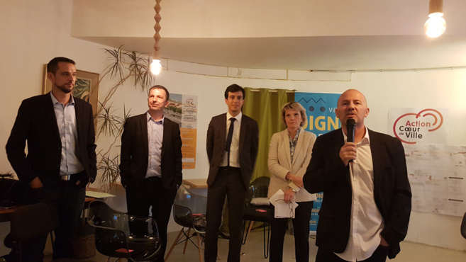 Digne met le numérique au service du commerce de proximité Digne met le numérique au service du commerce de proximité