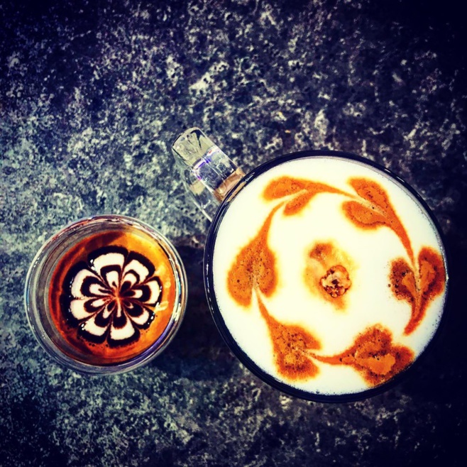 Piccadilly Coffee à Gap : So british ! Piccadilly Coffee à Gap : So british !