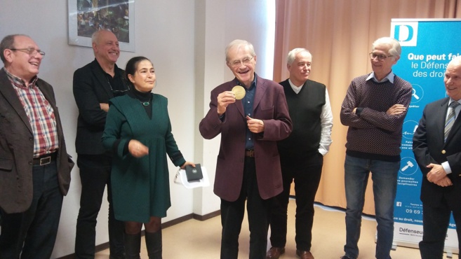 Ils défendent nos droits ! Ils défendent nos droits !