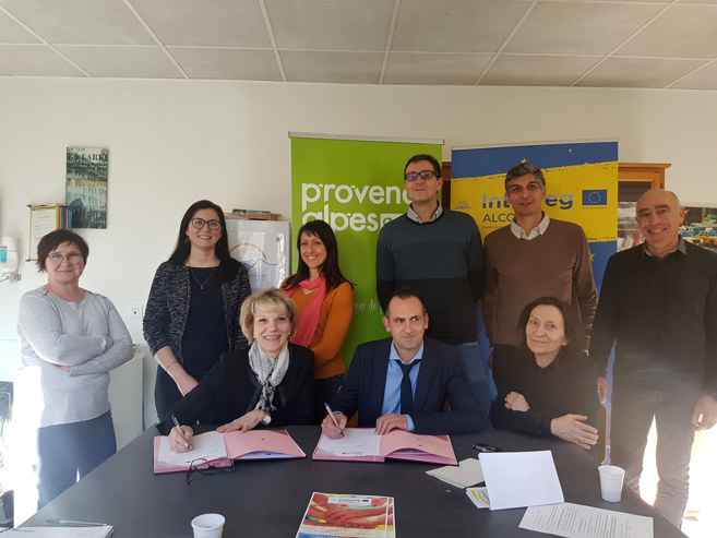 Santé : Proximité et solidarité pour Provence Alpes Agglomération Santé : Proximité et solidarité pour Provence Alpes Agglomération