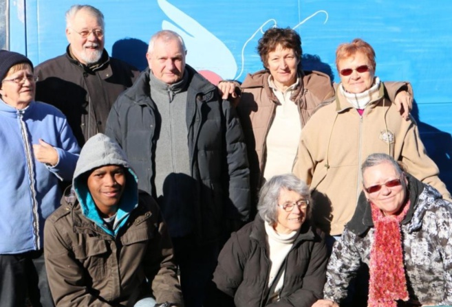 la solidarité s’organise, s’adapte et se poursuit pour le secours populaire français la solidarité s’organise, s’adapte et se poursuit pour le secours populaire français