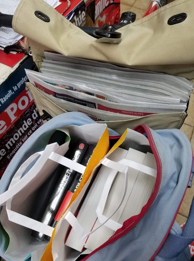 Riez : la librairie Jaubert livre journaux et romans Riez : la librairie Jaubert livre journaux et romans